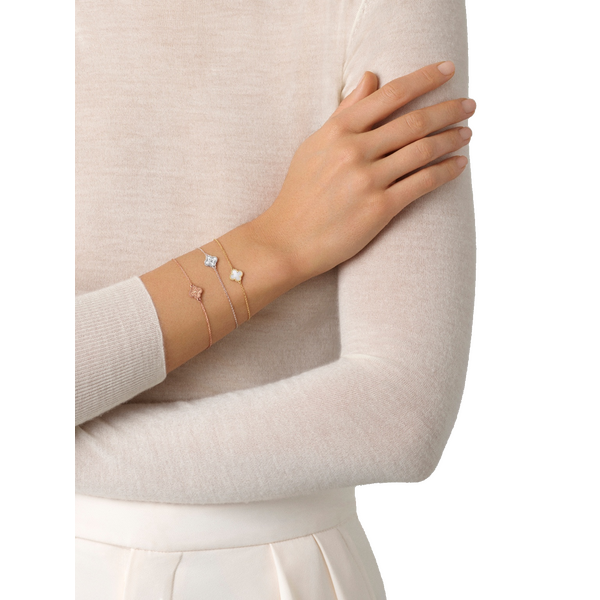 Sweet Alhambra bracelet 18K yellow gold, Mother-of-pearl